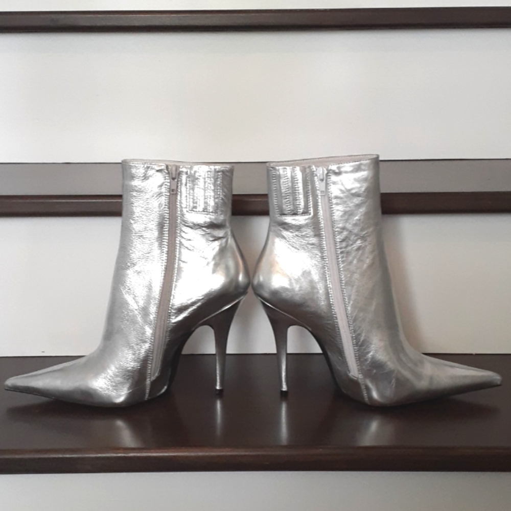 @ Jeffrey Campbell Vedette Silver Pointed Booties - Picture 3 of 12